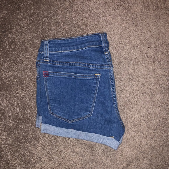 Jean shorts - Picture 2 of 3